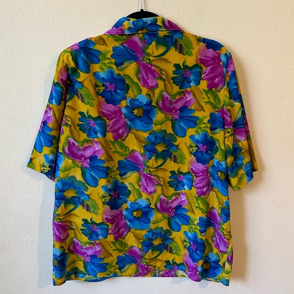 Vintage Floral Button Down Top - Picture 2 of 3